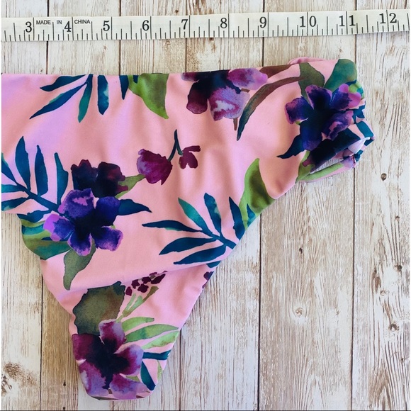 Byrds of Paradise ‘Demasia’ Bikini - Picture 14 of 16